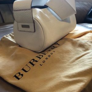 Burberry White Leather Barrel Bag